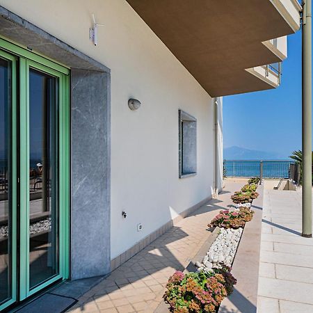 Residenza Miralago By Wonderful Italy Desenzano del Garda Exterior foto