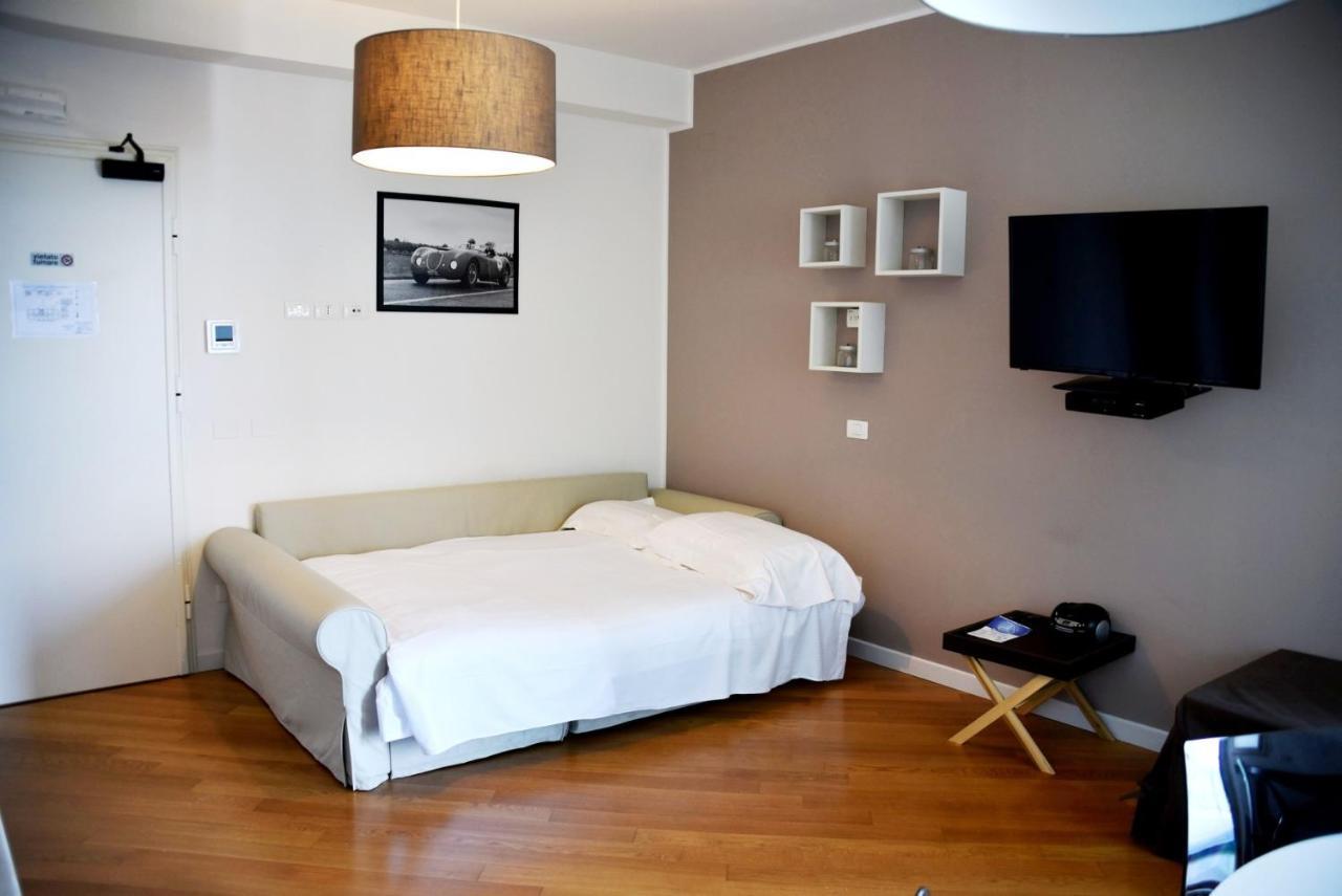 Residenza Miralago By Wonderful Italy Desenzano del Garda Exterior foto