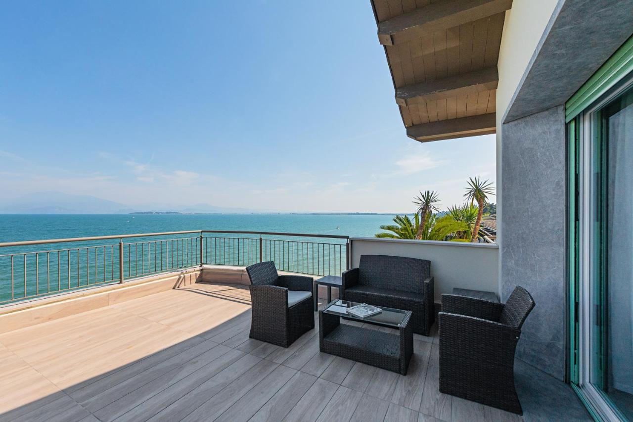 Residenza Miralago By Wonderful Italy Desenzano del Garda Exterior foto