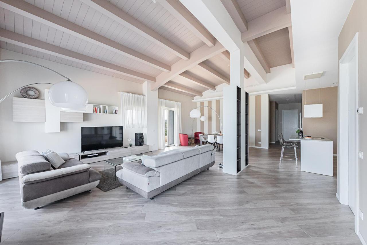 Residenza Miralago By Wonderful Italy Desenzano del Garda Exterior foto