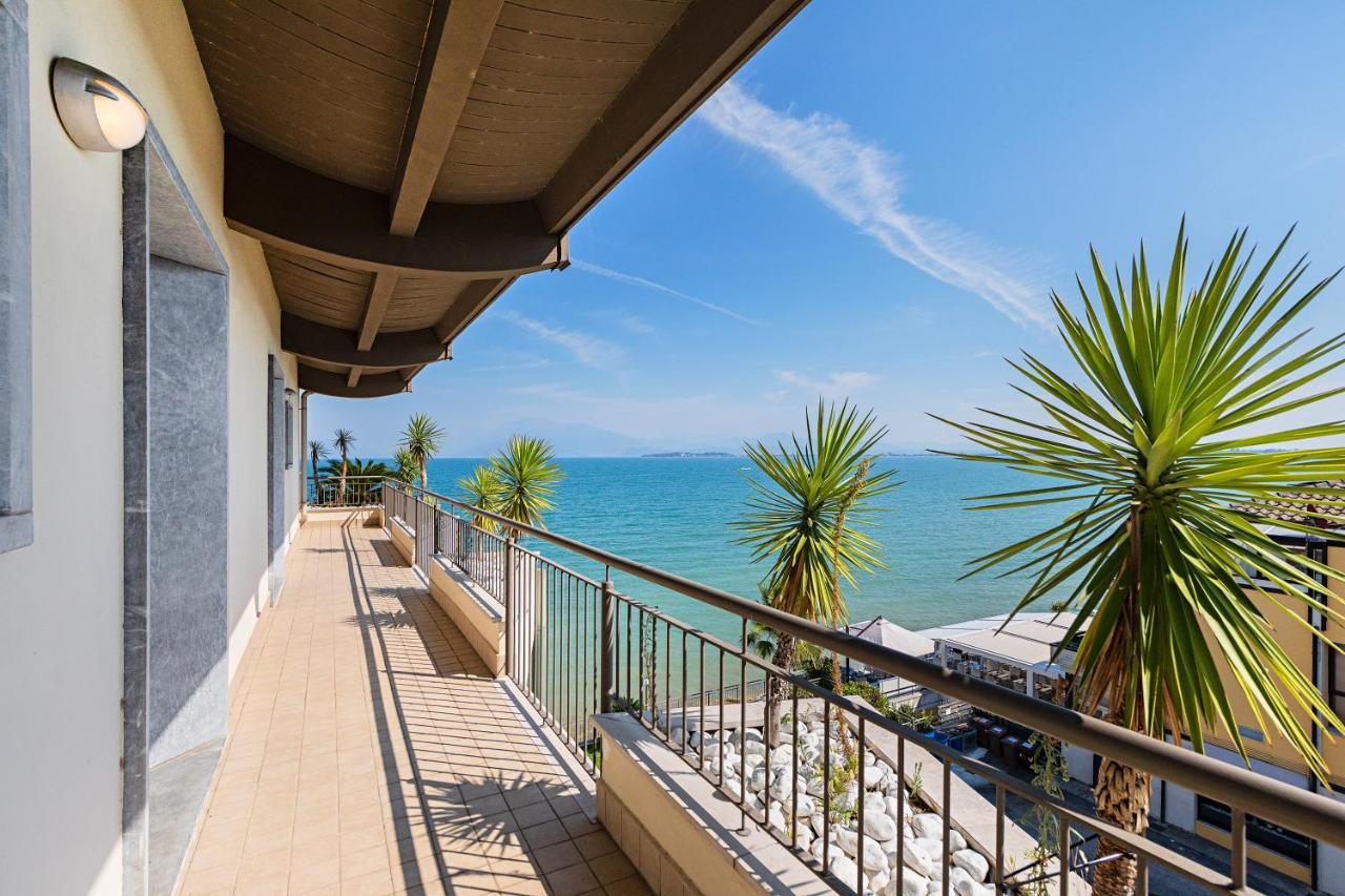 Residenza Miralago By Wonderful Italy Desenzano del Garda Exterior foto