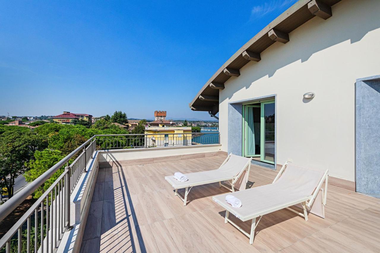 Residenza Miralago By Wonderful Italy Desenzano del Garda Exterior foto