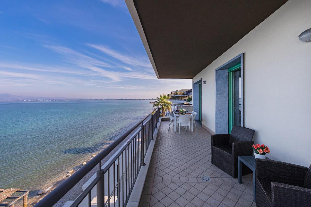 Residenza Miralago By Wonderful Italy Desenzano del Garda Exterior foto
