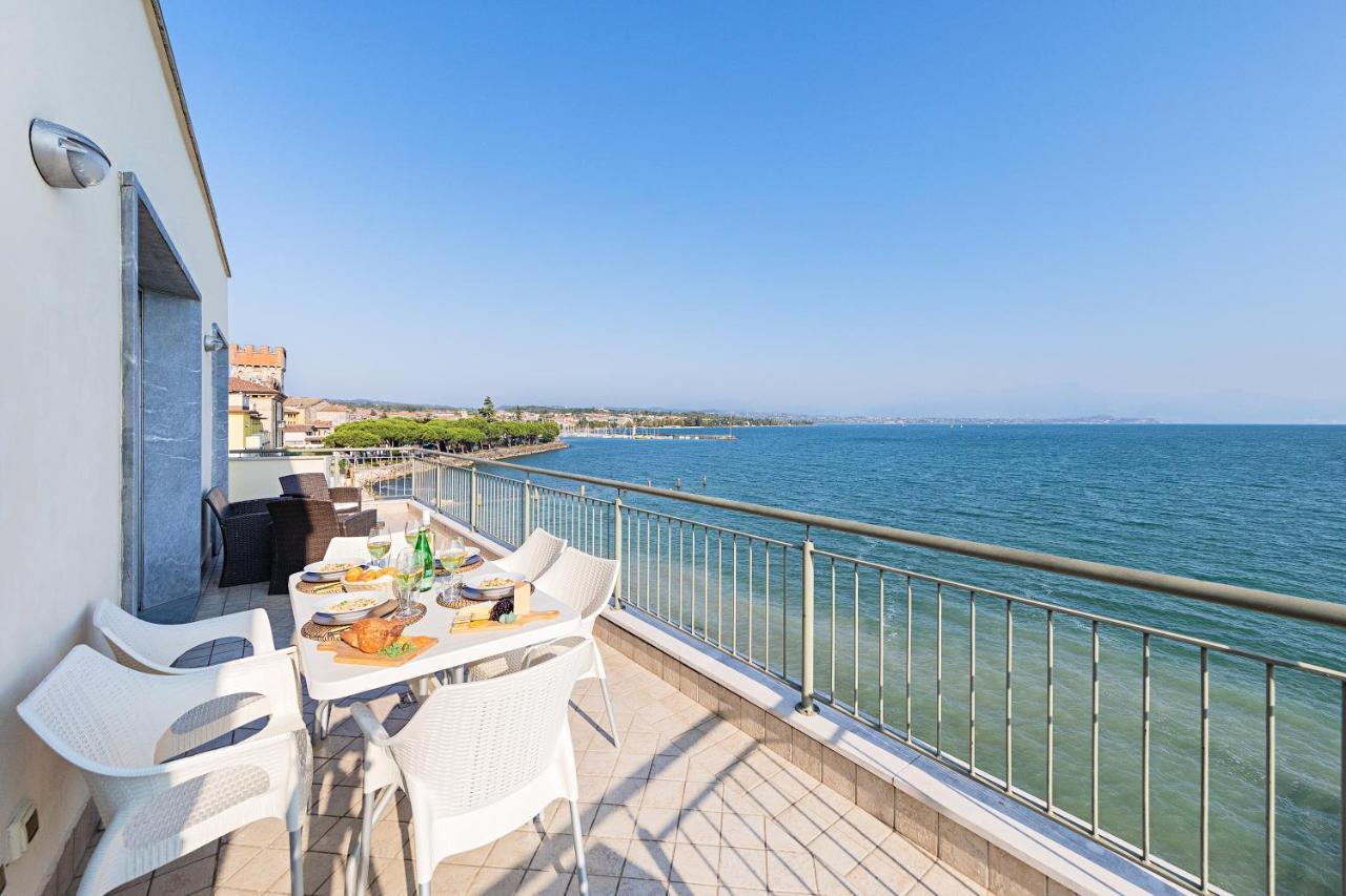 Residenza Miralago By Wonderful Italy Desenzano del Garda Exterior foto