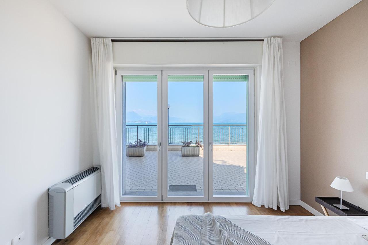 Residenza Miralago By Wonderful Italy Desenzano del Garda Exterior foto
