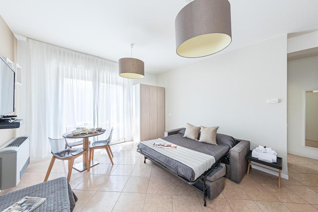 Residenza Miralago By Wonderful Italy Desenzano del Garda Exterior foto