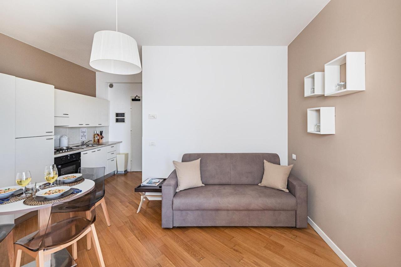 Residenza Miralago By Wonderful Italy Desenzano del Garda Exterior foto
