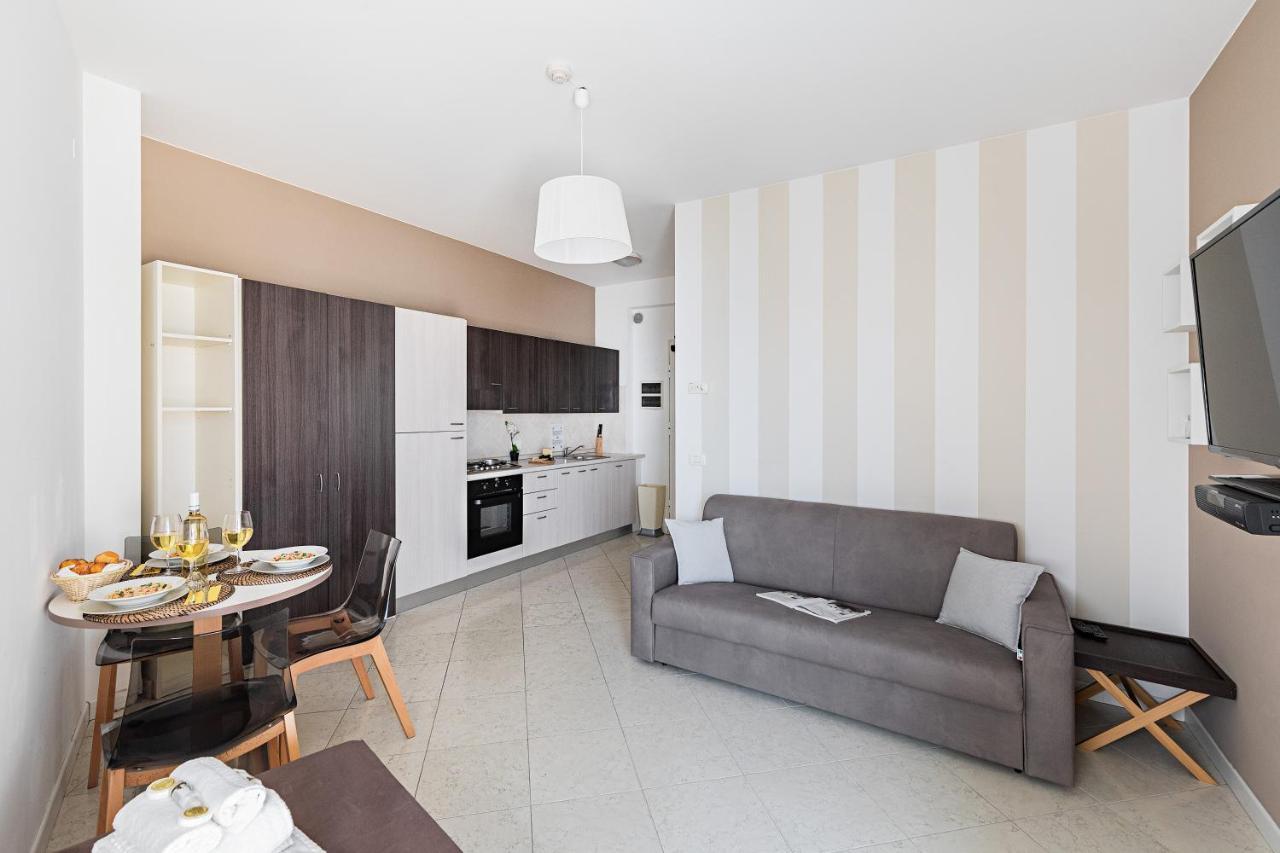 Residenza Miralago By Wonderful Italy Desenzano del Garda Exterior foto